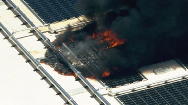 В Аризоне загорелся завод Apple